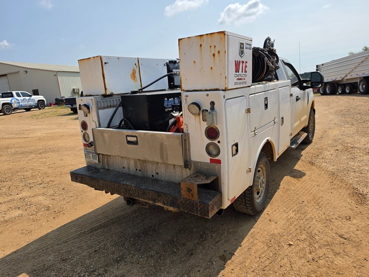 2018-ford-f250-image-14