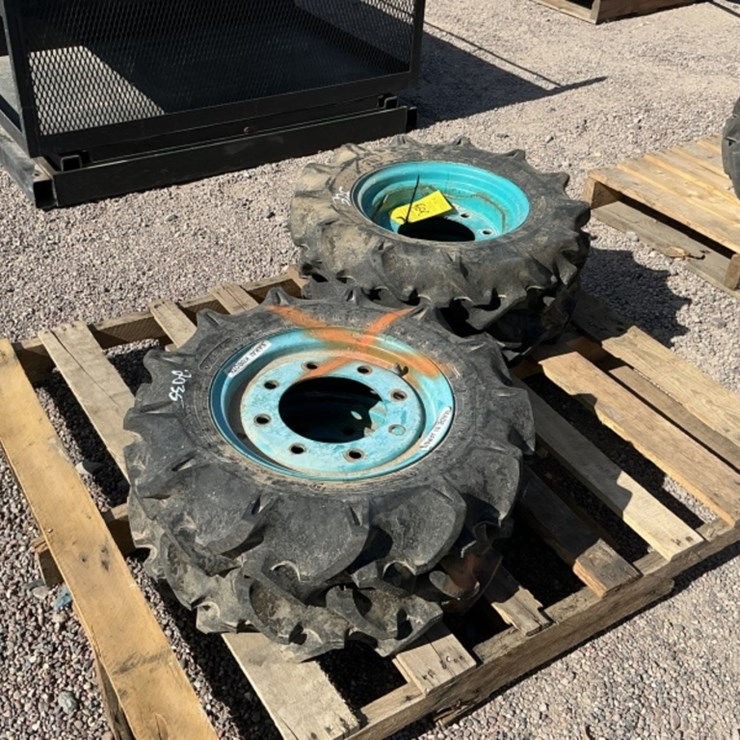 (4) EQUIPMENT WHEELS & TIRES