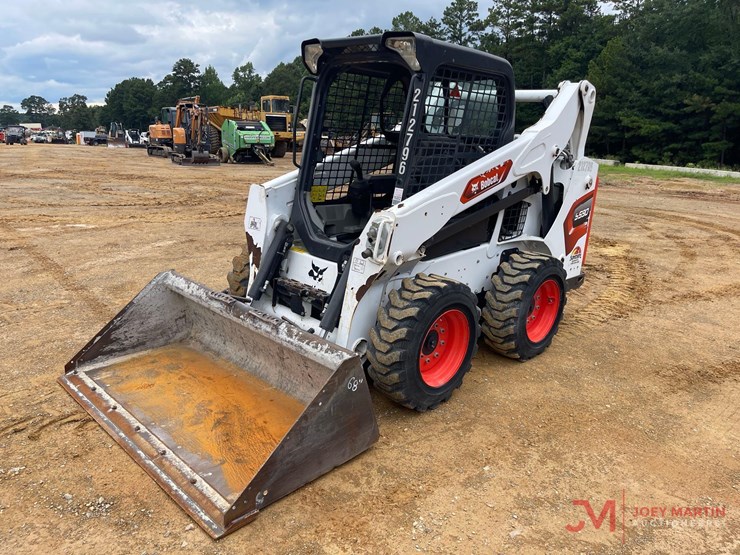2021-bobcat-s590-skid-steer-loader-image-7