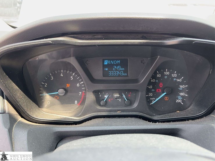 2016-ford-transit-image-12