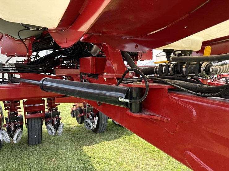 case-ih-2150-image-24