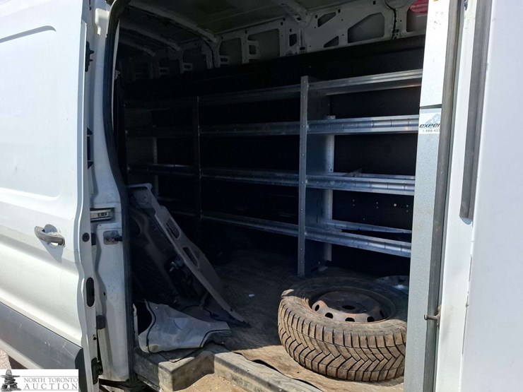 2019-ford-transit-image-14