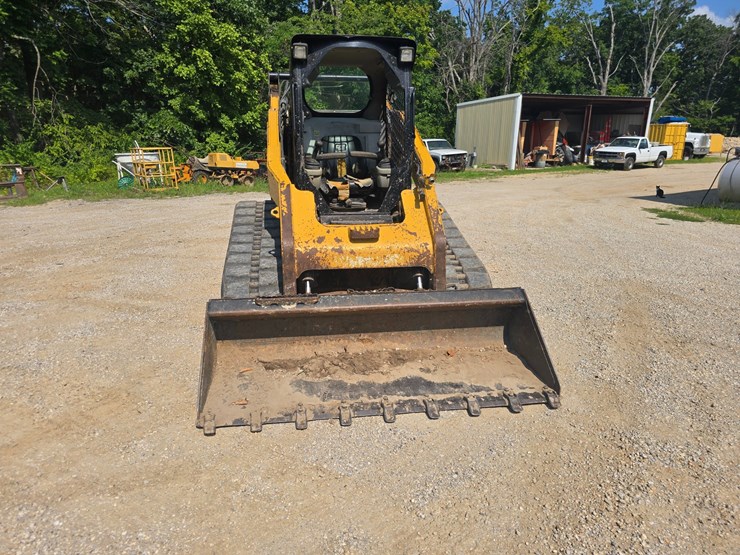 2013-caterpillar-289c2-image-17