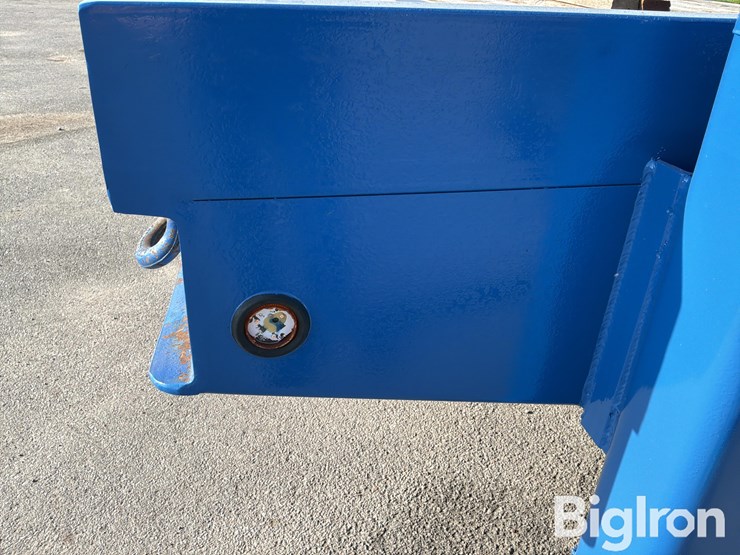 2022-massey-ferguson-730-image-15