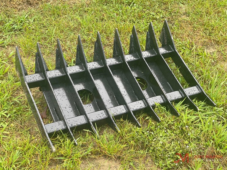 new-root-rake-mini-skid-steer-attachment-image-1