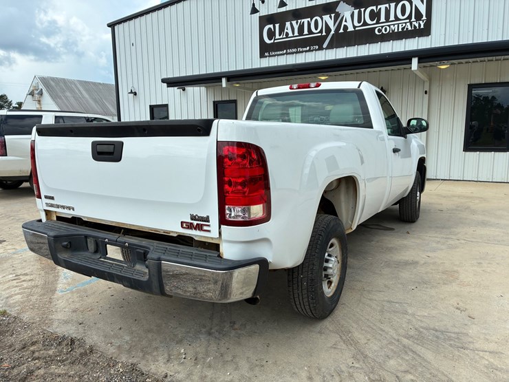 2009-chevrolet-2500-image-4