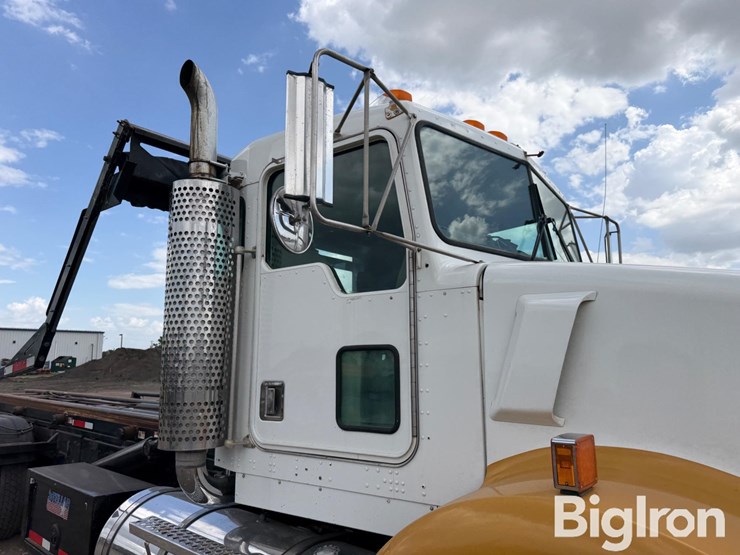 2002-kenworth-t800-image-18