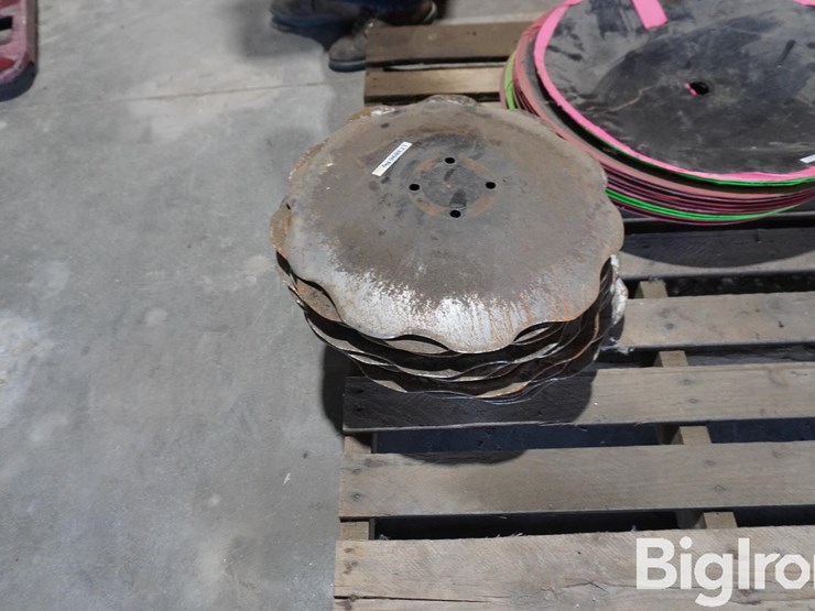 norwood-18"-discs-image-3