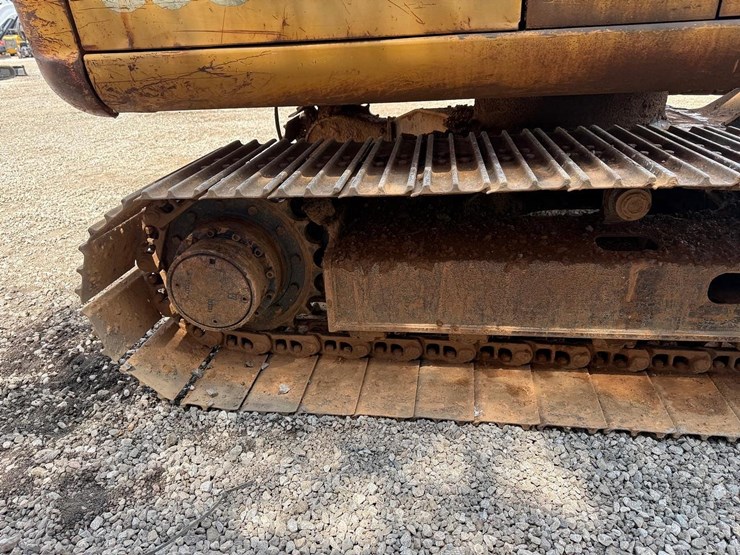 deere-80c-image-12