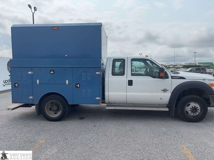 2015-ford-f550-image-4