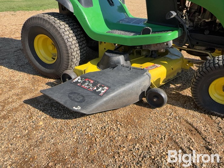 john-deere-d150-image-13