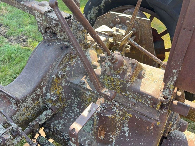 1931-farmall-f-30-duck-bill-image-24