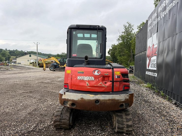 2020-kubota-kx040-4-image-3