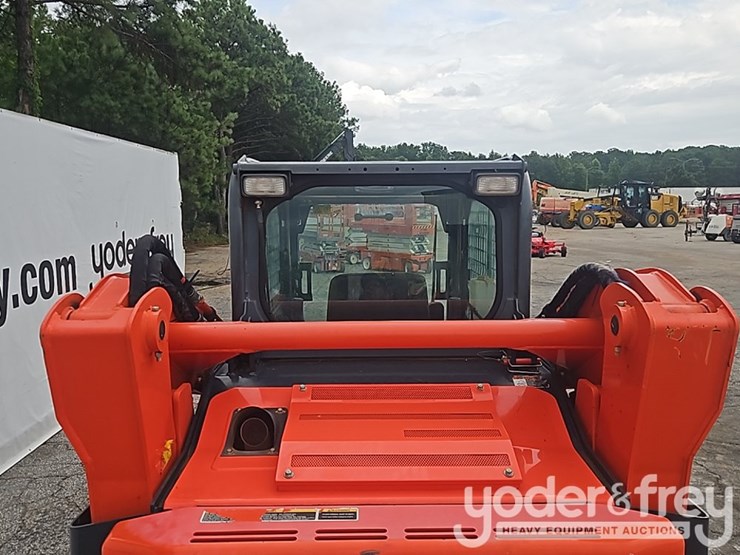 2023-kubota-svl75-2-image-24