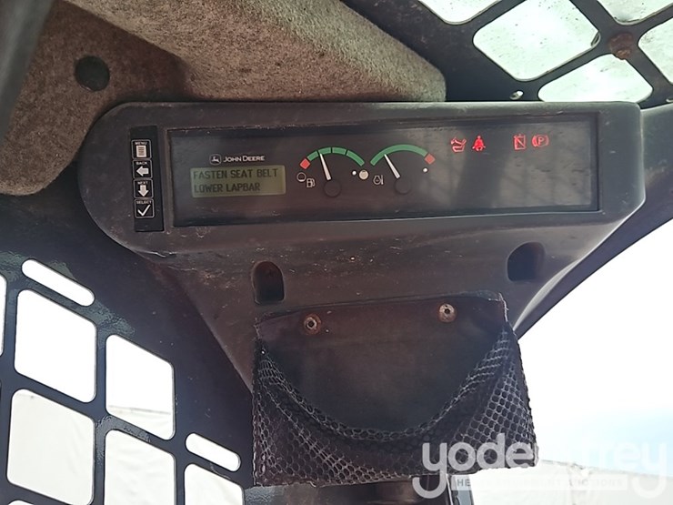 2023-deere-331g-image-28