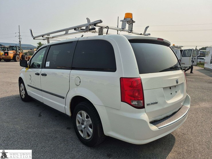 2012-ram-c/v-image-7