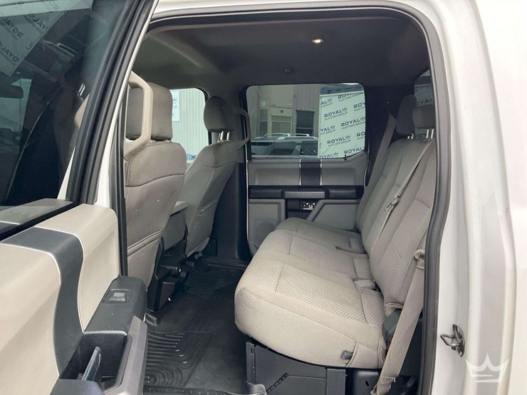 2017-ford-f350-image-18