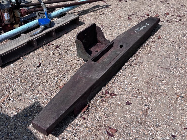 #1602-•-heavy-duty-rear-truck-bumper-image-1