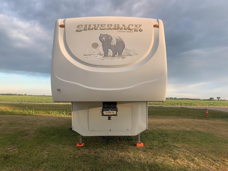 2007-cedar-creek-travel-trailer-image-2