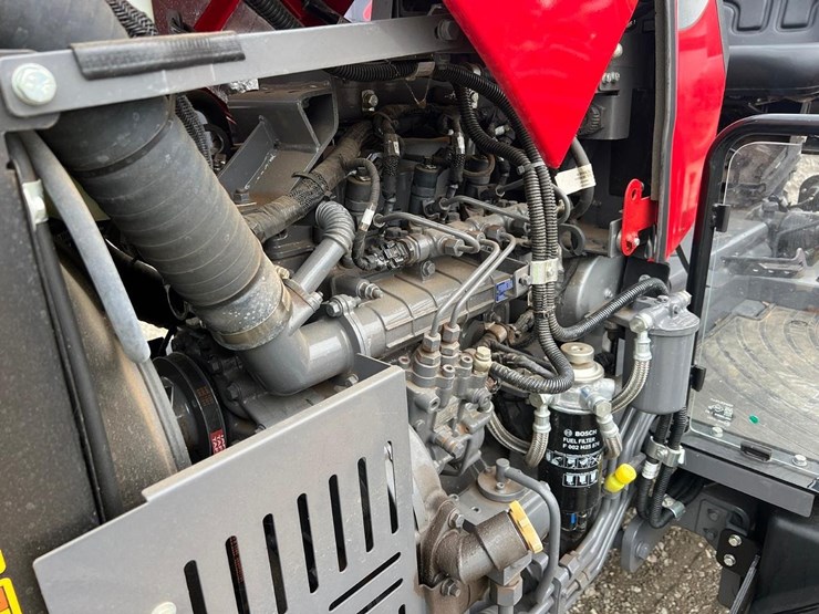 2025-massey-ferguson-2605h-image-14