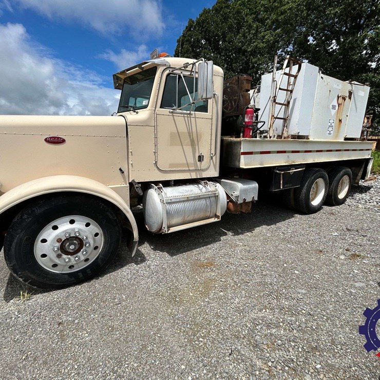 1987 PETERBILT 379