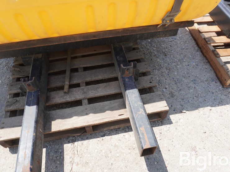 john-deere-8200-image-11
