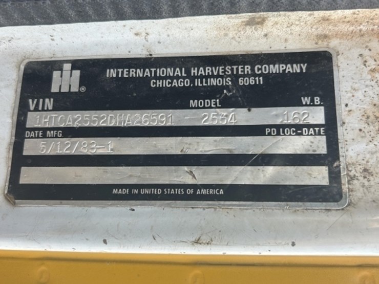 1983-international-2554-image-16
