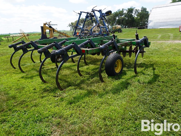 john-deere-714-image-5