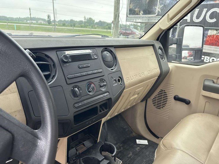 2008-ford-f350-image-22