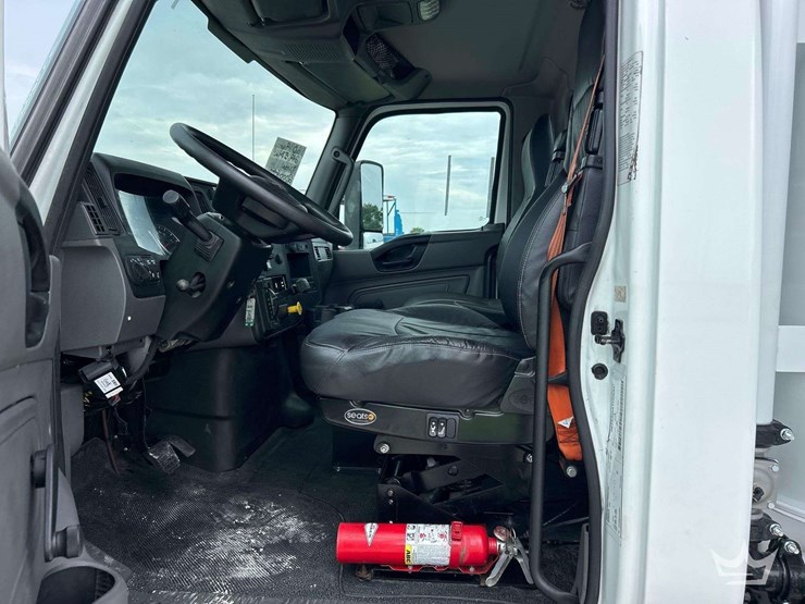 2019-international-mv607-image-12