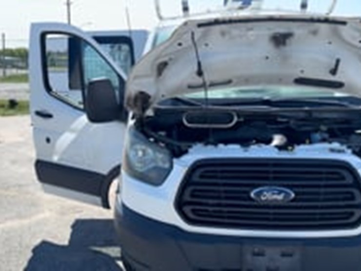 2016-ford-transit-image-9