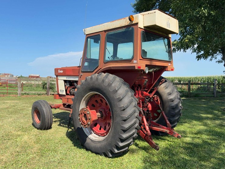 farmall-1566-turbo-image-3