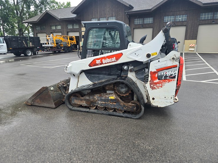 2021-bobcat-t64-image-5