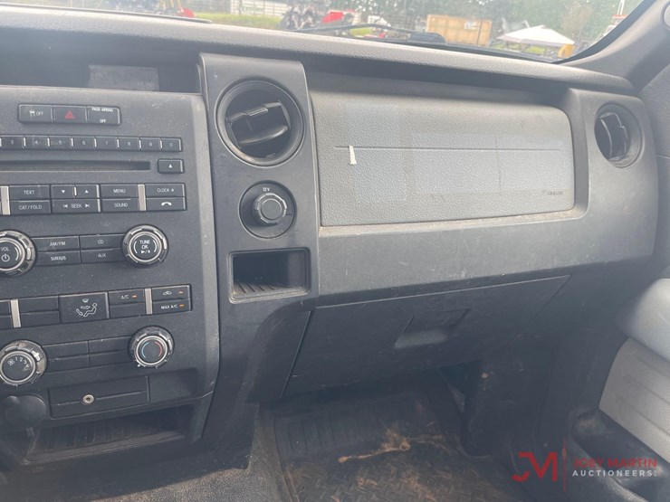 2013-ford-f150-xl-image-22
