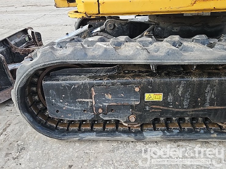 2022-caterpillar-301.7cr-image-21