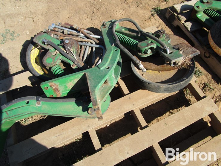 john-deere-14-image-8