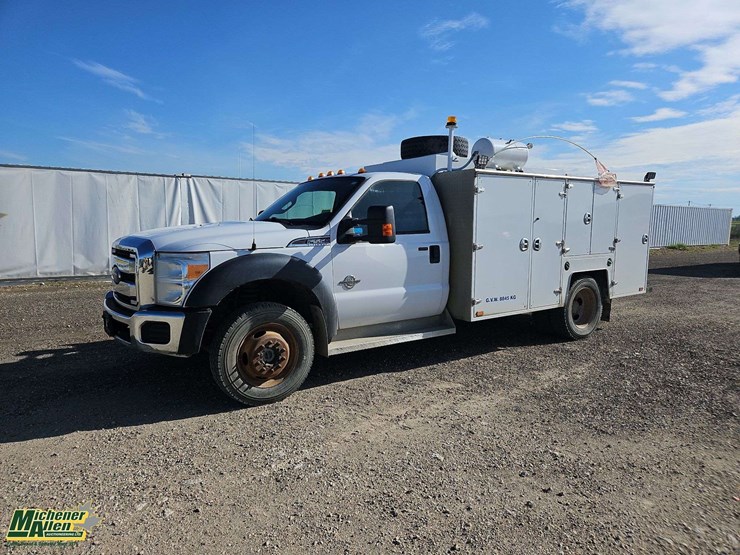2013-ford-f550-image-1