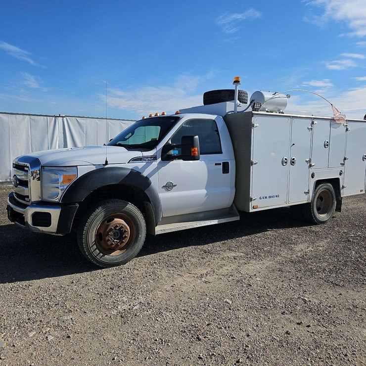 2013 FORD F550