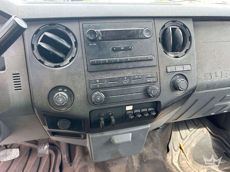 2015-ford-f350-image-24