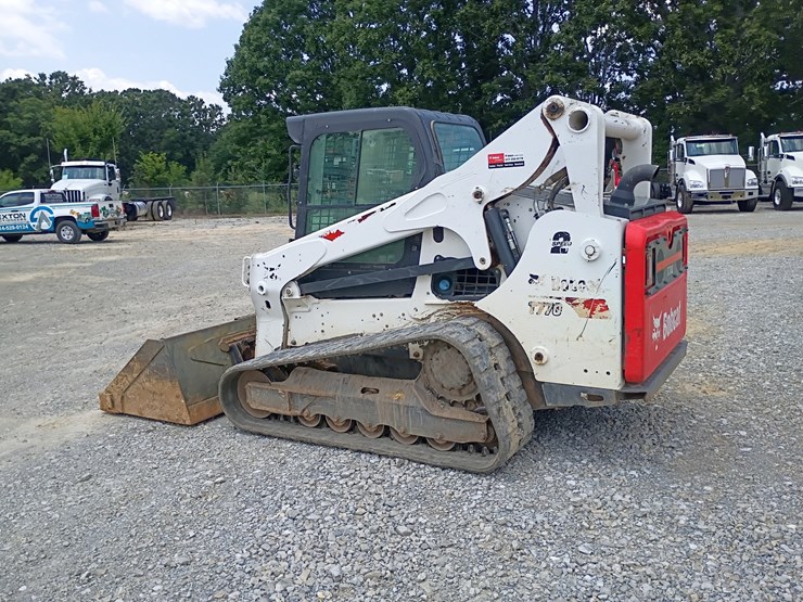 2023-bobcat-t770-image-4