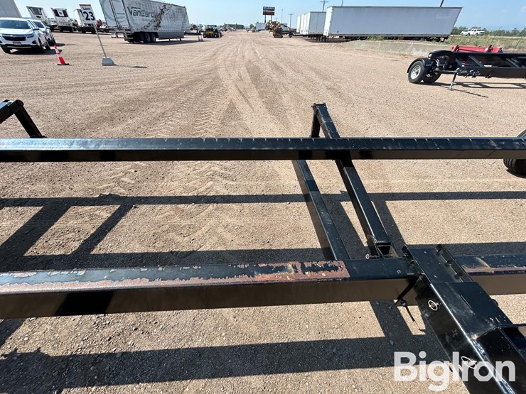 fw-mfg-32f-32'-t/a-header-trailer-image-12
