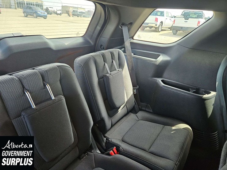 2019-ford-explorer-xlt-image-28