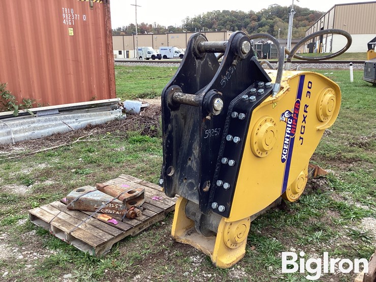 2014-komatsu-pc220-image-5