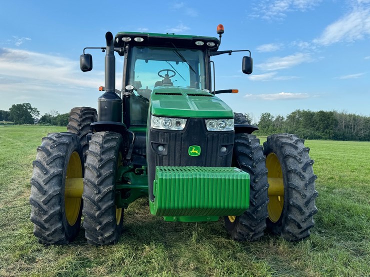 john-deere-8285r-image-12