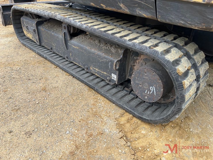 2019-case-cx57c-mini-excavator-image-9