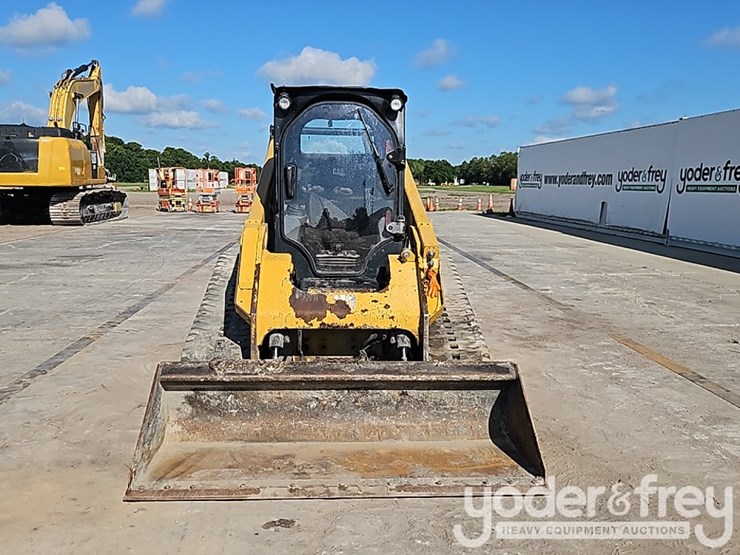 2019-caterpillar-299d2-image-14