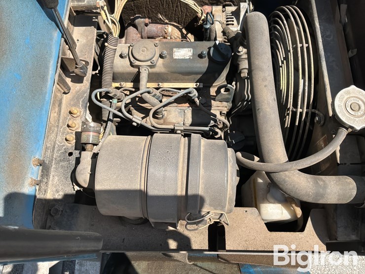 massey-ferguson-730-image-19