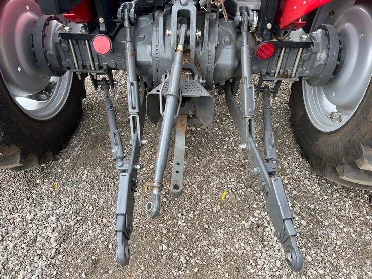 2025-massey-ferguson-2605h-image-6