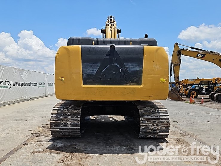 2015-caterpillar-336fl-image-23