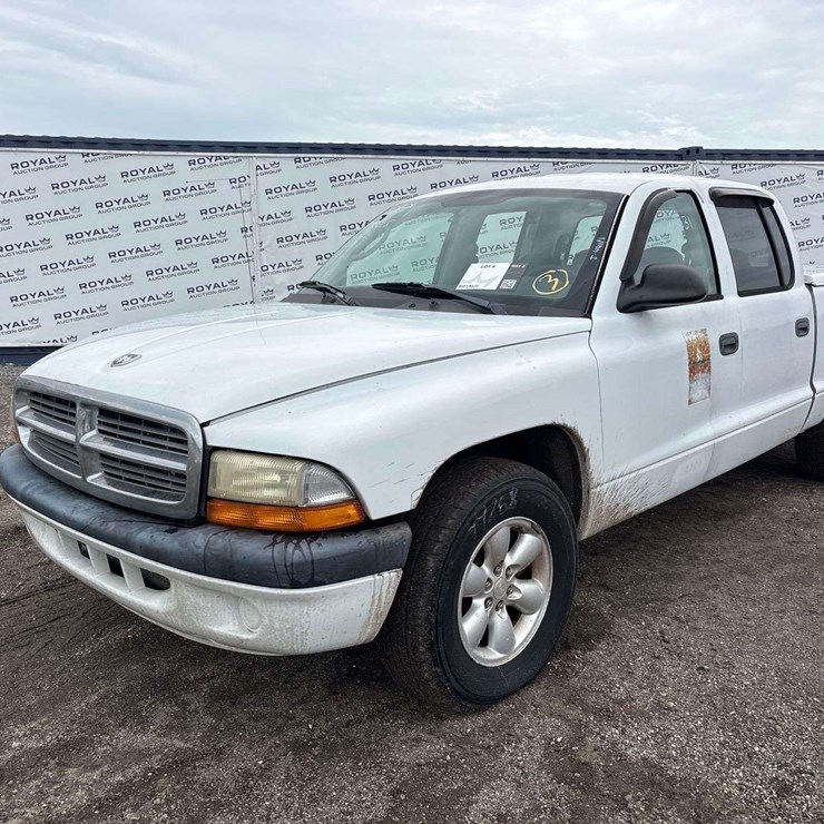2004 DODGE DAKOTA